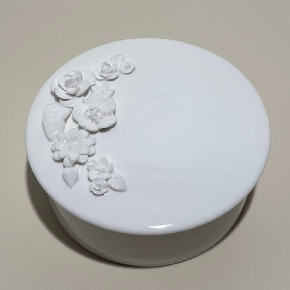 Wedgwood Petal Bone China Trinket Dish